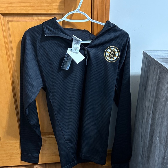 NHL Black and Gold Boston Bruins men’s small fleece new with tags flexible - Picture 1 of 12